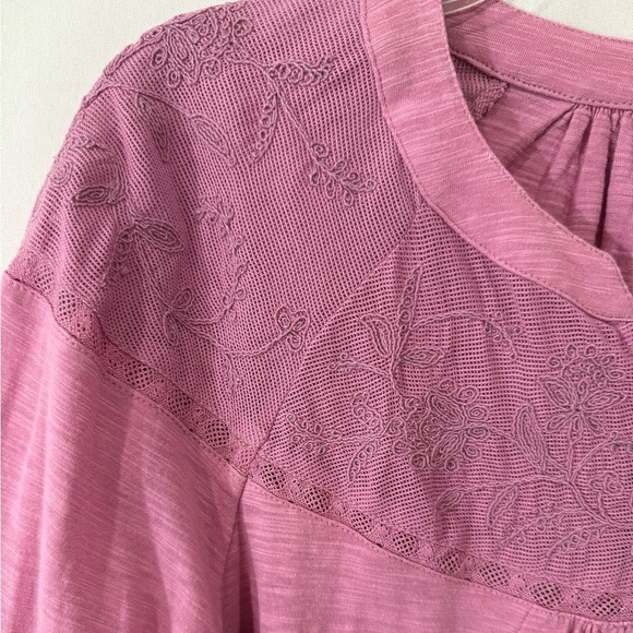 Style &‎ Co Women Lace Top Embroidered Sheer Yoke Split Neckline Pink Size 2X - Picture 11 of 11